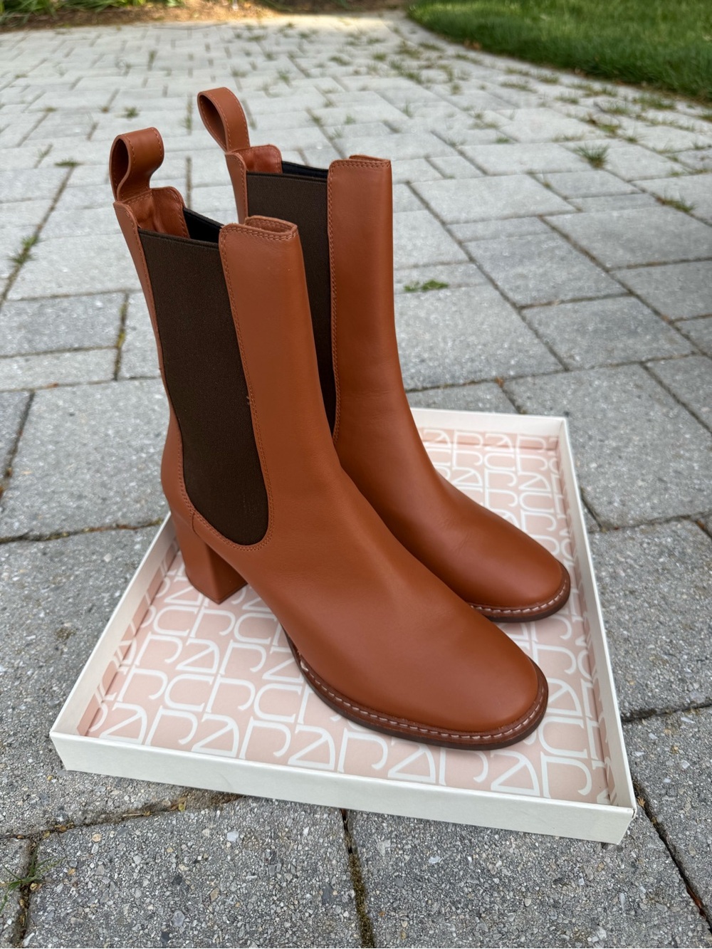 Women’s Ulla Johnson Taryn 70 MM Leather Chelsea Boots Size 41 - Brown - Picture 9 of 11